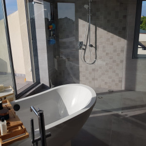 constructeur maison antibes-travaux maconnerie cagnes sur mer- renovation maison nice-renovation exterieure alpes maritimes-renovation piscine antibes-refection toiture antibes-construction maison cannes-entreprise de construction antibes-maconnerie alpes maritimes